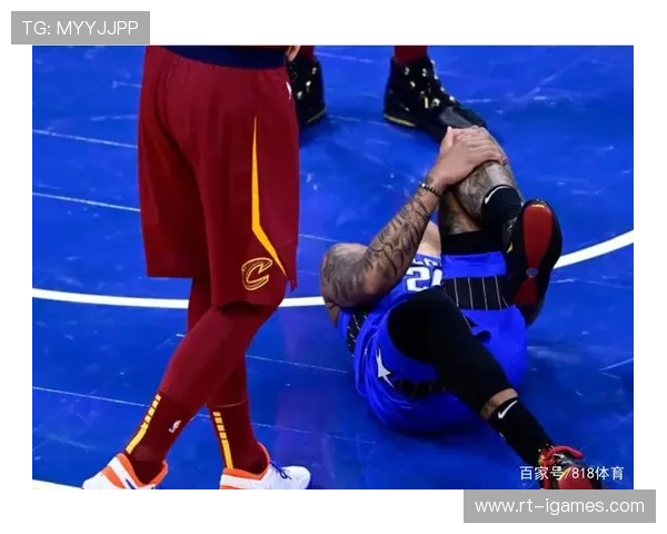 迪洛伦佐左膝重伤，很可能十字韧带撕裂赛季报销